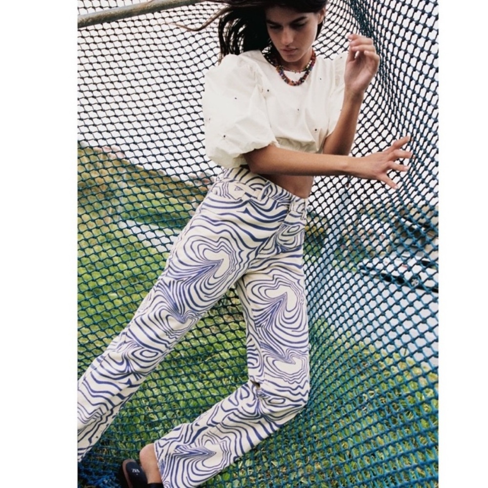 Zara Printed Squiggle Cream and Purple Pants Size 4